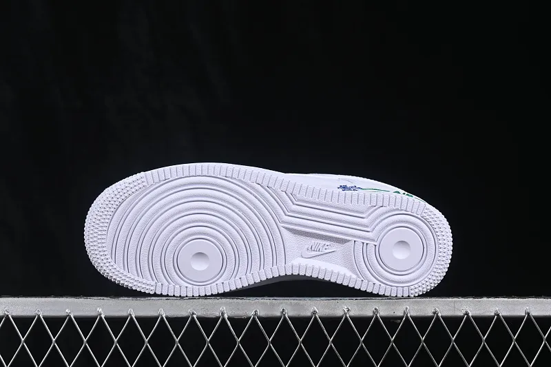 All categories Nk Air Force 1 Air Force series Nk Air Force 1 Low Air Force low-top Nike Air Force 1'07 Low Air Force 1 low-top casual sneakers IF0498-101